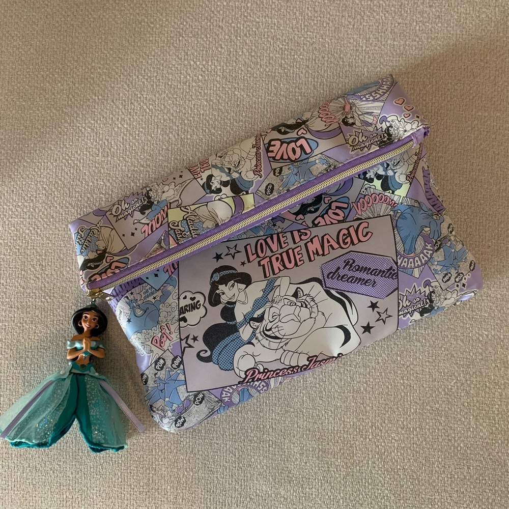 Disney Aladdin padded pouch bag with Jasmin charm